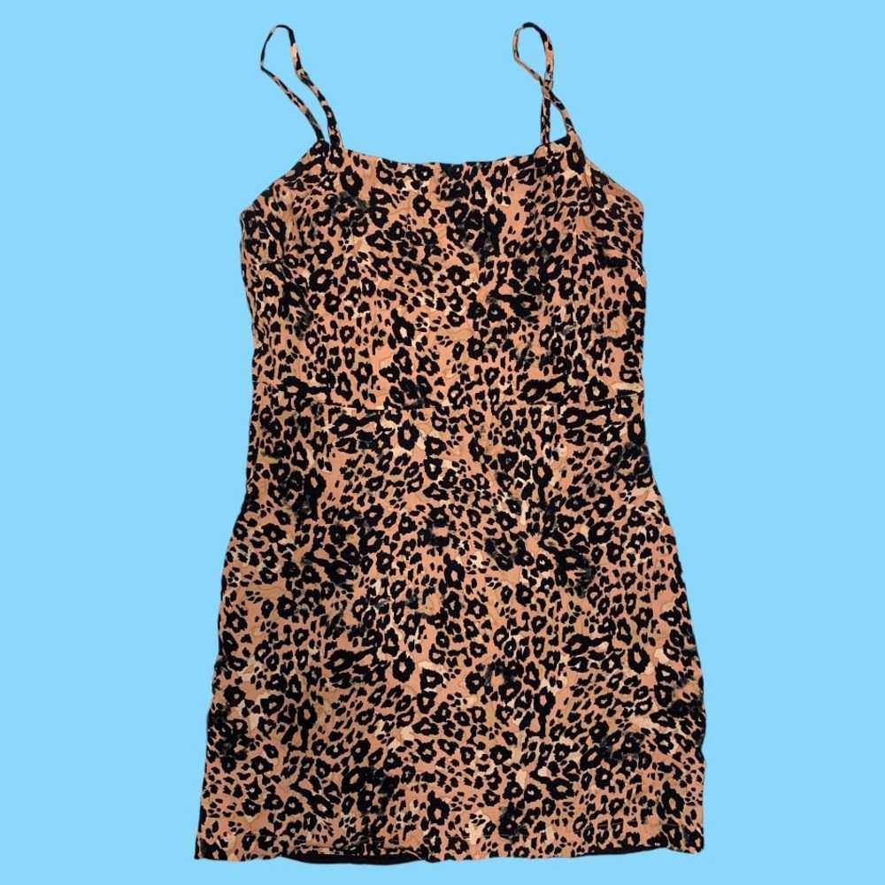 Aritzia Wilfred Isabelle Leopard Dress Animal Print Sundress Sexy Cute Funky EUC
